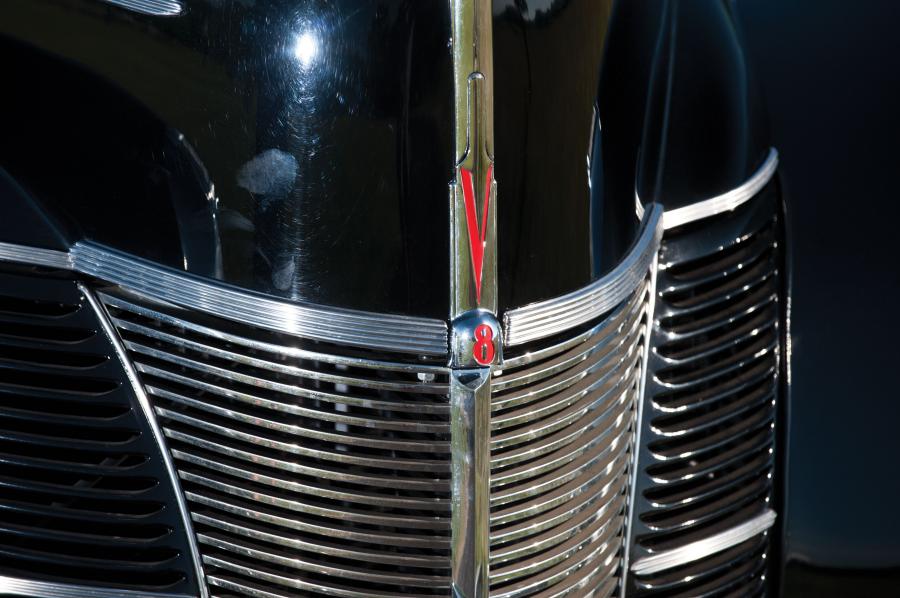  Ford DeLuxe Eight Tudor Hardtop 1940 года  (фото 4 из 13)
